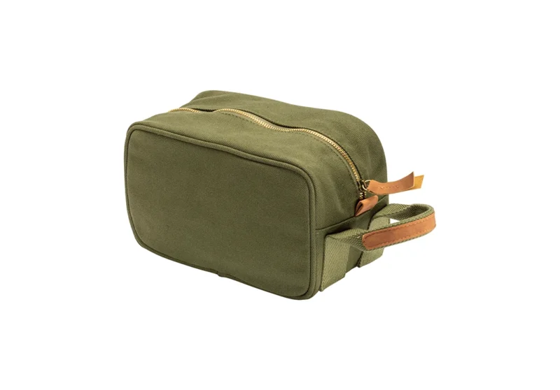 Beauty case in canvas riciclato verde scuro